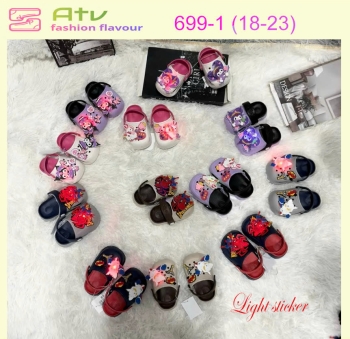 699-1 - Dép sục siêu nhẹ thời trang dành cho trẻ em (size 18-23)